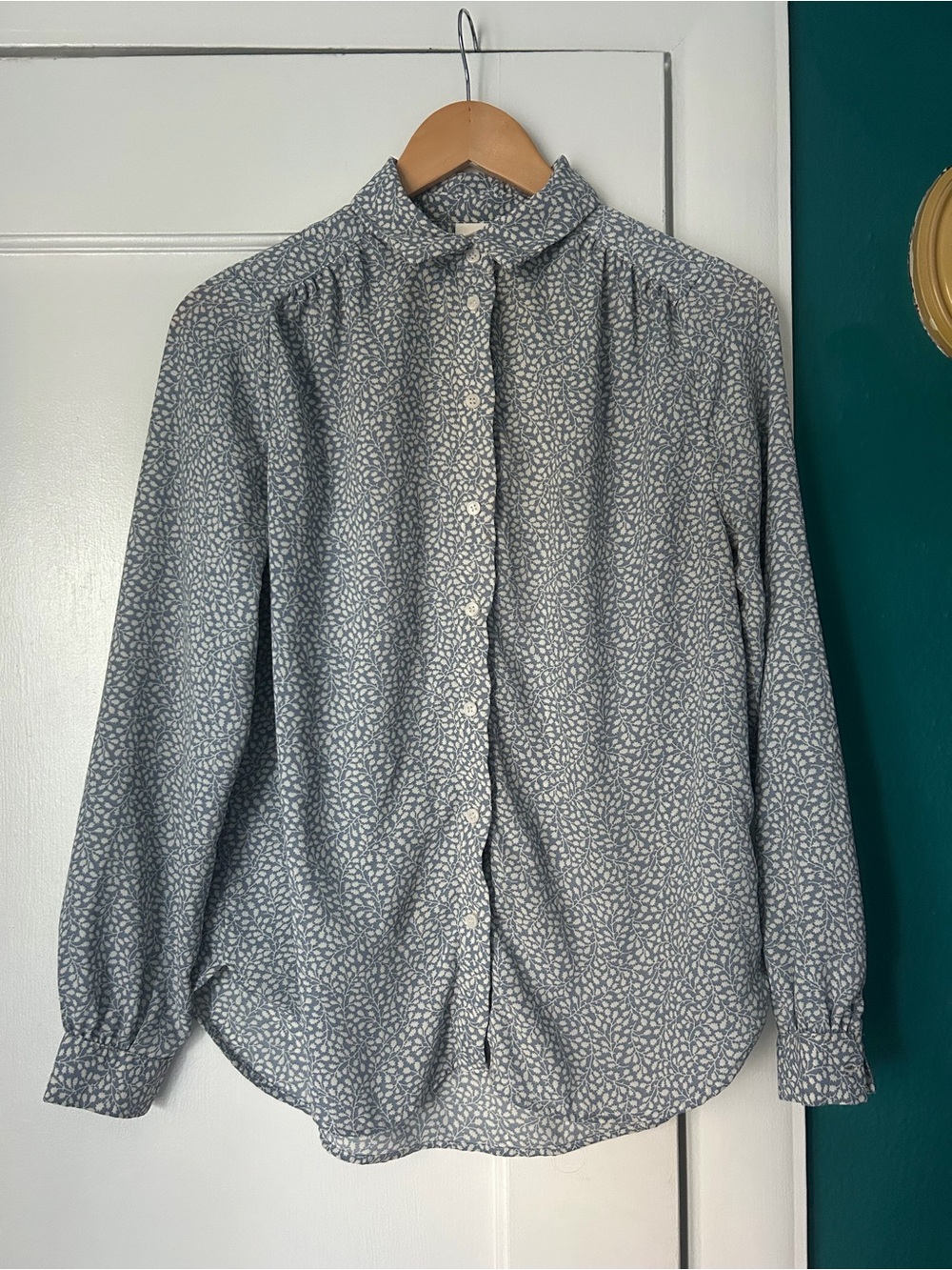 H&M Light Blue Printed Button-Down Shirt
